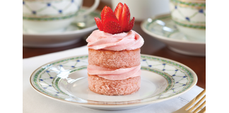 strawberry-jam-cake
