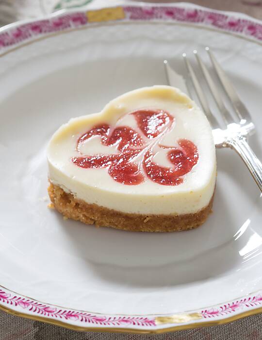 Strawberry-Pomegranate Cheesecake Hearts