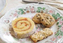 Toffee–Chocolate Chip Biscuits