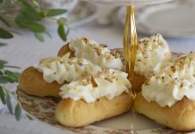 Almond Crème Éclairs